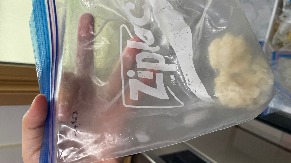 冷凍庫にストックしている骨取り魚